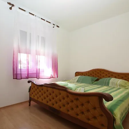 Fuer 6 Personen Ca 70 Qm In Pula, Istrien Istrische Riviera Apartament Pula
