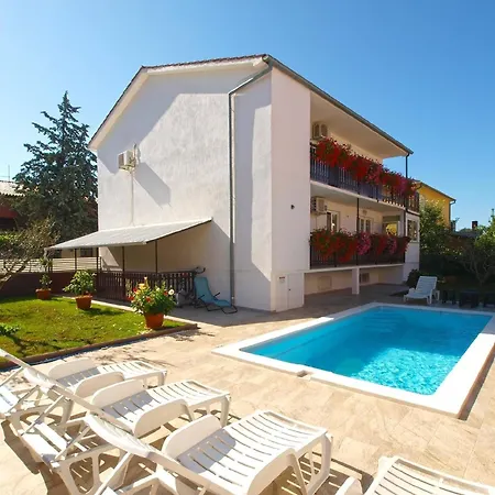 Apartament Fuer 6 Personen Ca 70 Qm In Pula, Istrien Istrische Riviera Pula